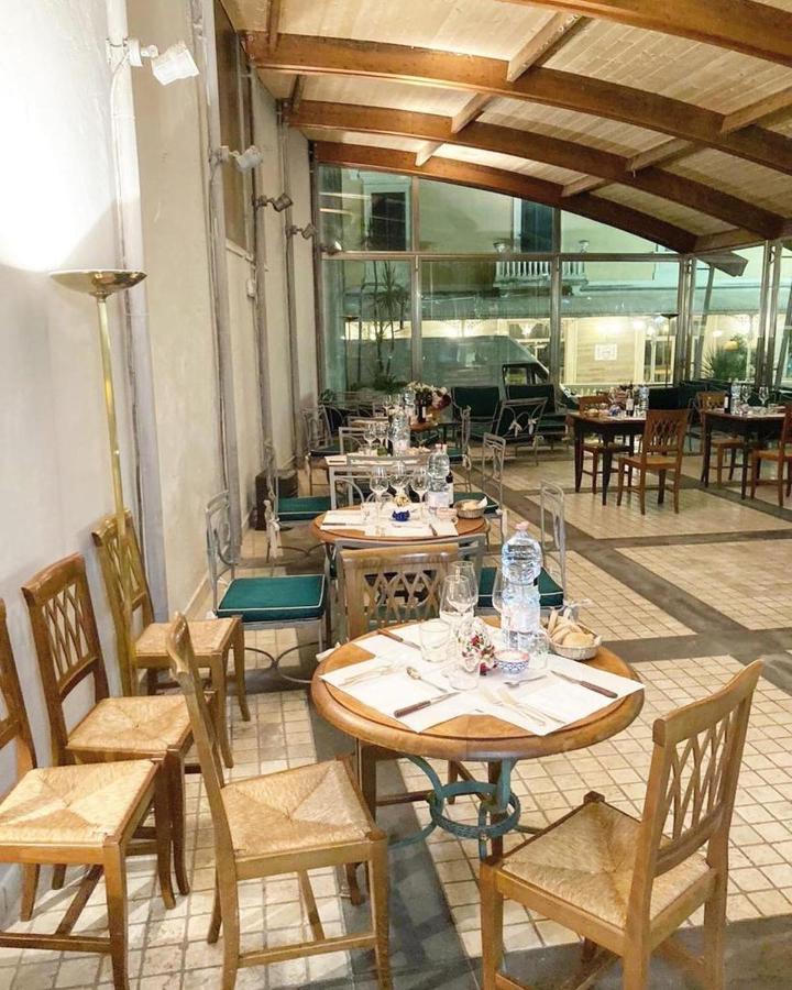 Hotel Corallo Монтекатини-Терме Экстерьер фото