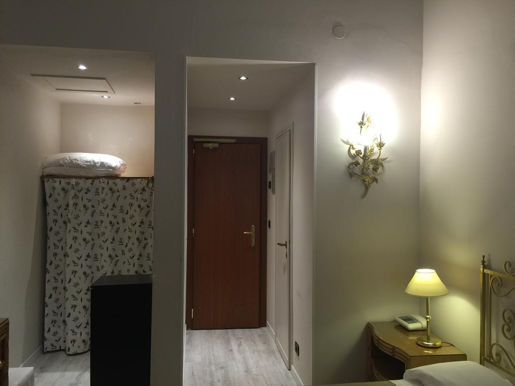 Hotel Corallo Монтекатини-Терме Экстерьер фото
