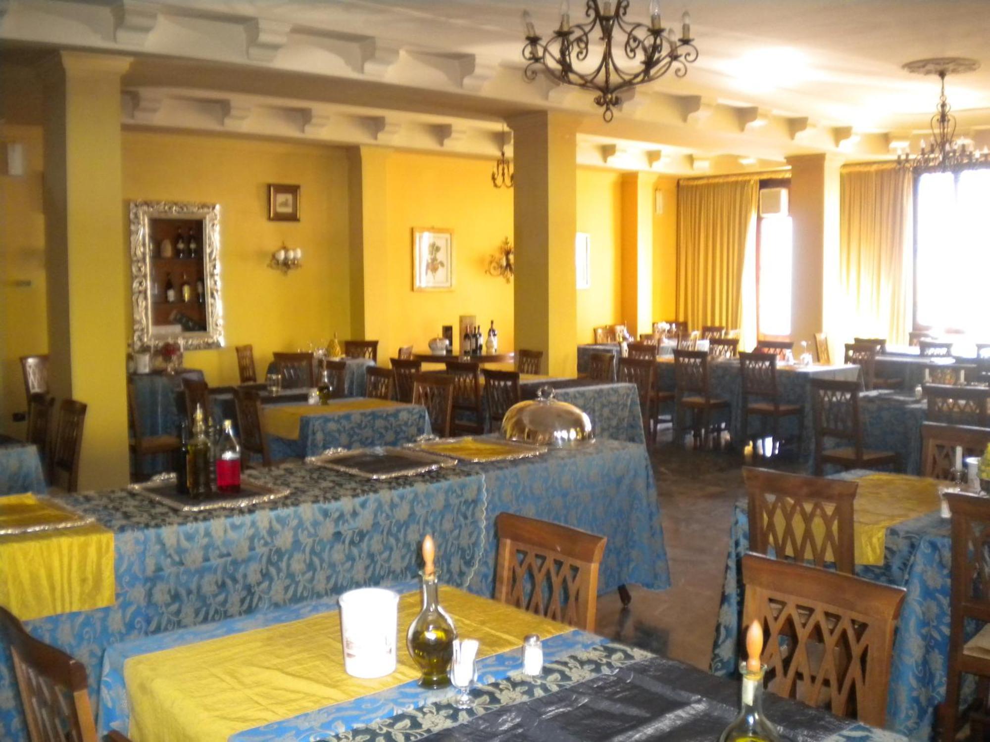 Hotel Corallo Монтекатини-Терме Экстерьер фото