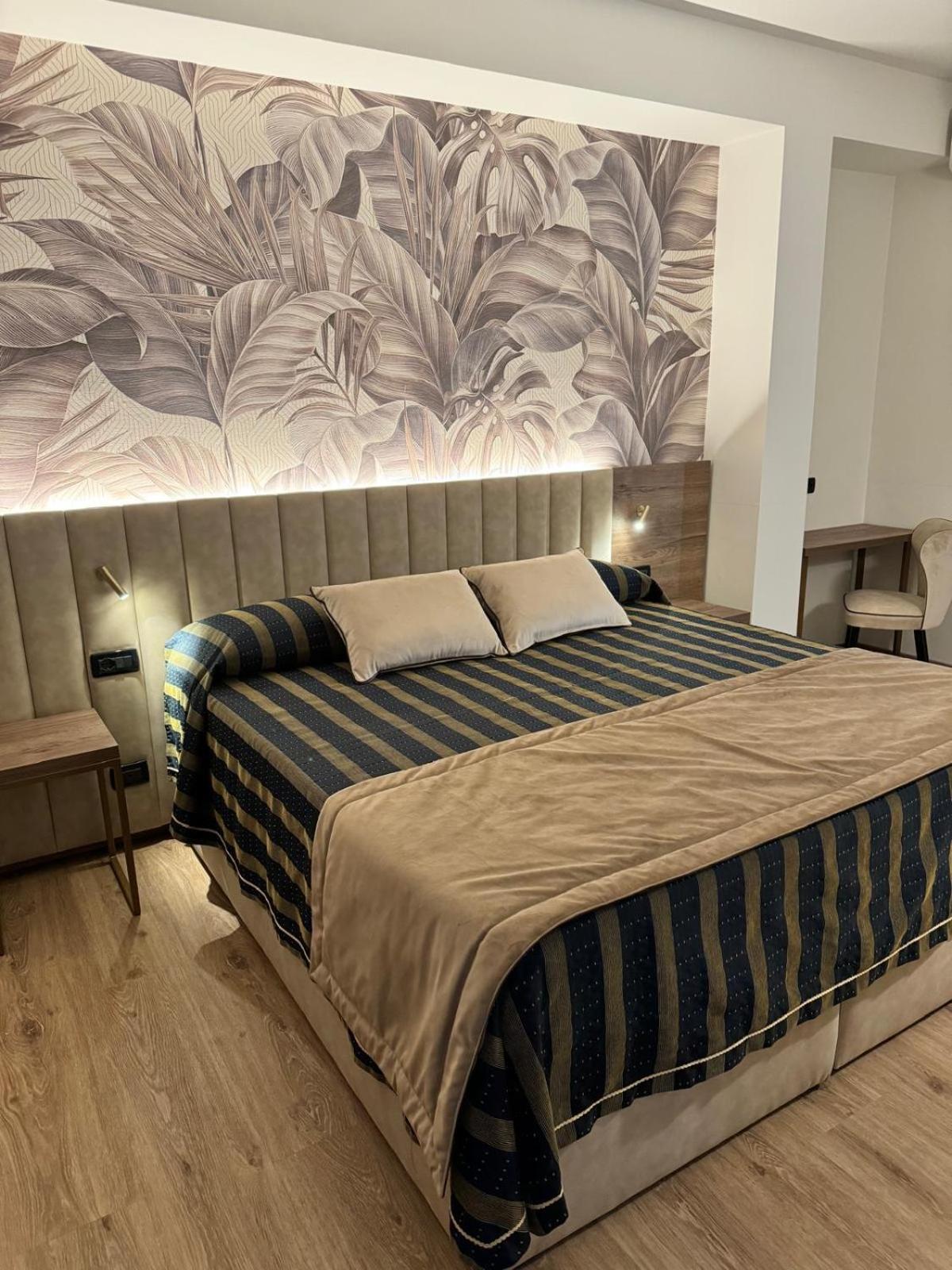 Hotel Corallo Монтекатини-Терме Экстерьер фото