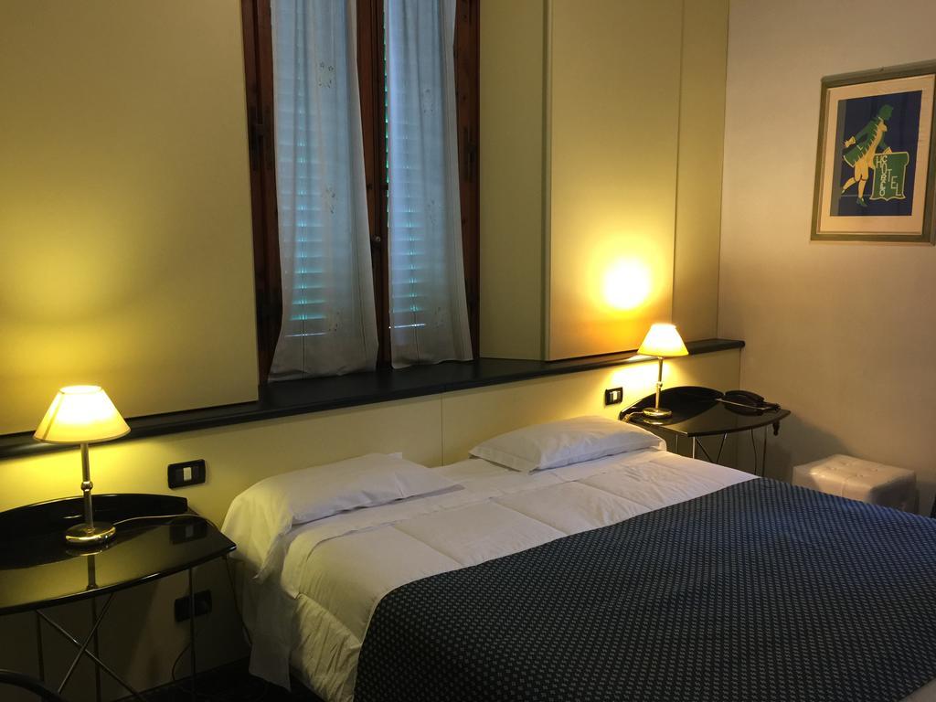 Hotel Corallo Монтекатини-Терме Экстерьер фото
